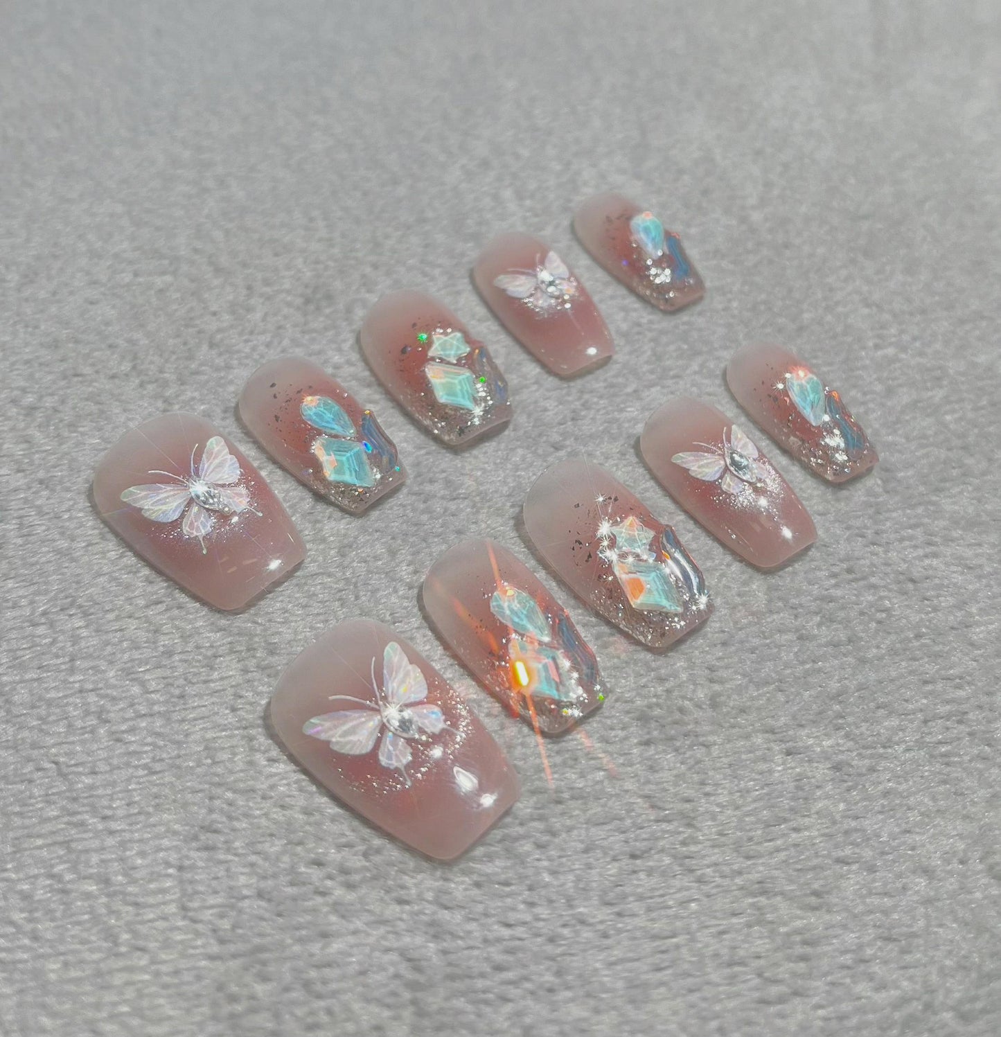 Butterfly Fairy - Mignonne Studio's high quality handmade press-on nails